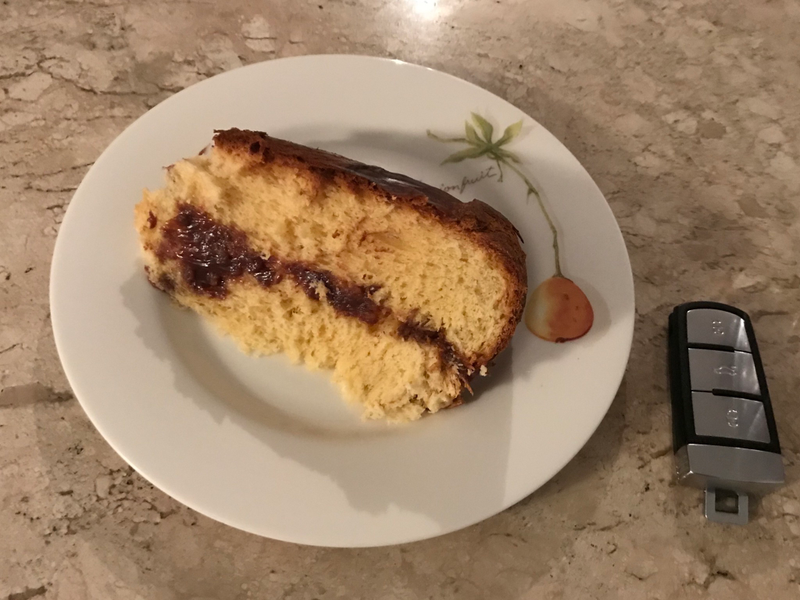 Illustration for article titled Citroen Reviews: A 1 Kg Panettone